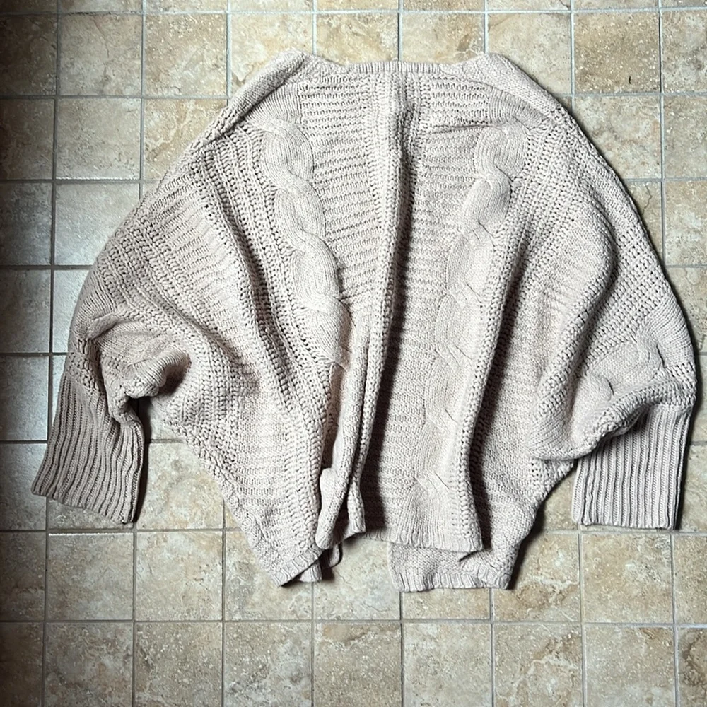 Charlotte Russe Cableknit Wrap Cardigan Chunky Knit Batwing Sweater Poncho Layer